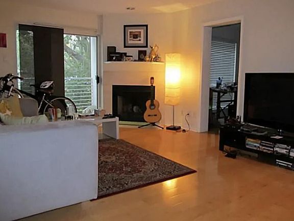 3rd image of 3711 Holland Ave APT 204