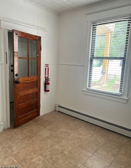 264 Valley St — Photo 11
