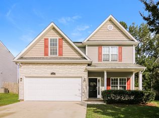 1203 Braemar Highland Dr, Zebulon, NC 27597
