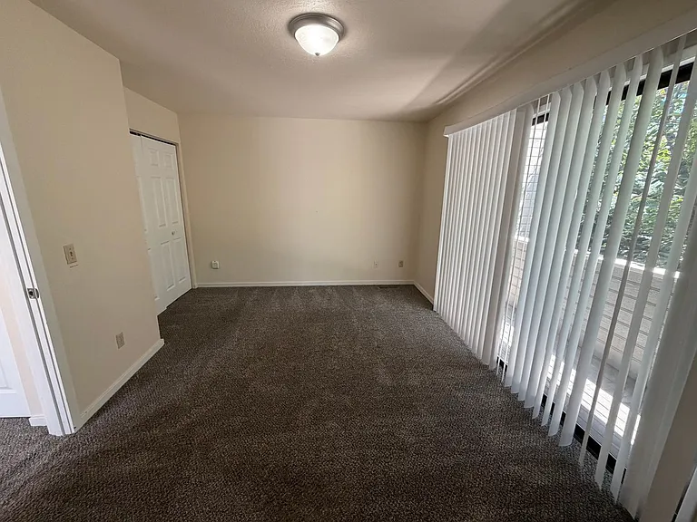 7 S Western Ave — Photo 11