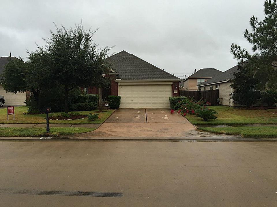 1st image of 5527 Poplar Terrace Ln