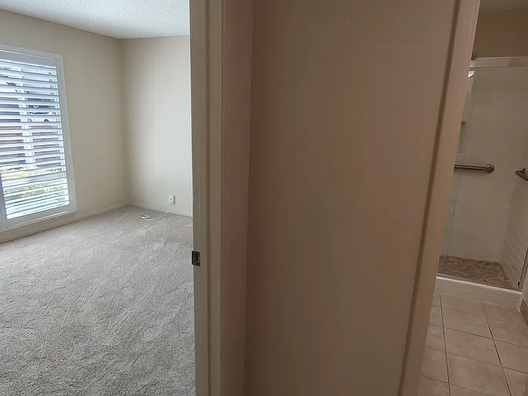 613 Edgebrook Ct — Photo 22