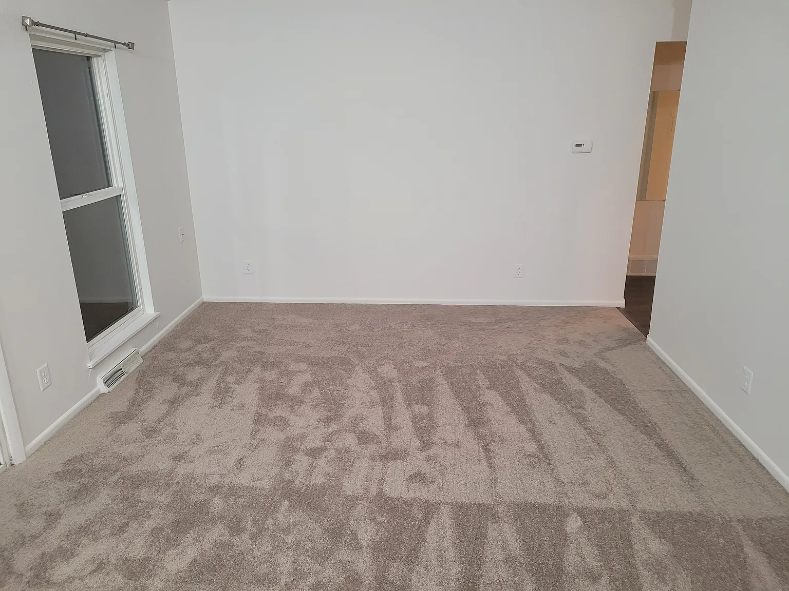 2 bed, 1000 sqft, $2,000 — Photo 4