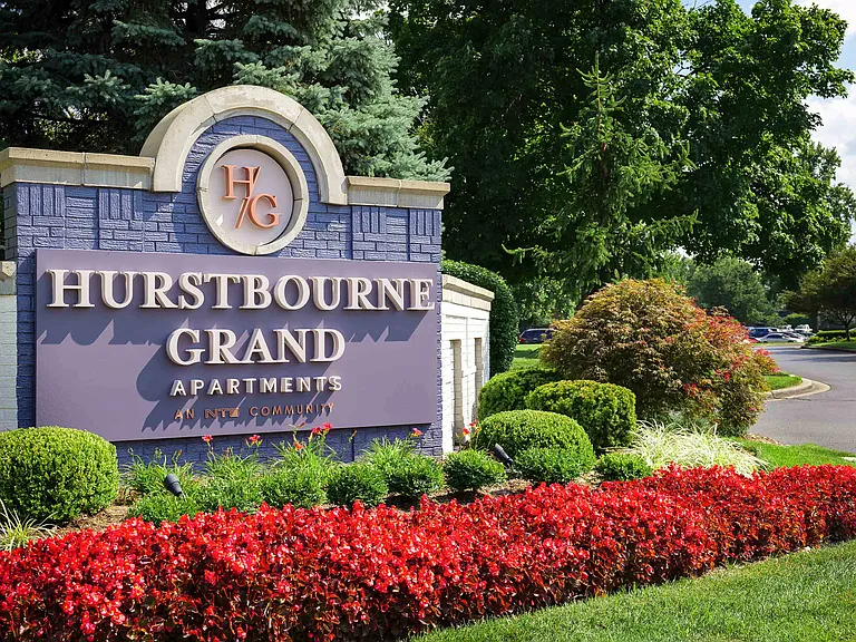 Hurstbourne Grand community entrance sign