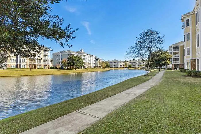 4821 Luster Leaf Cir #101 — Photo 19