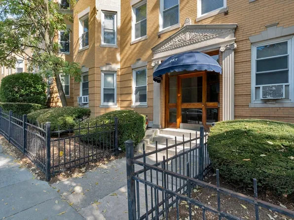 145 Chiswick Rd #8, Brighton, MA 02135