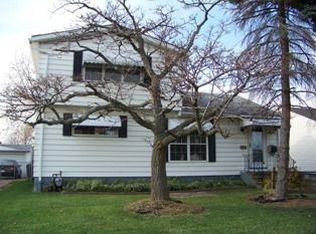 6082 Fry Rd, Brookpark, OH 44142