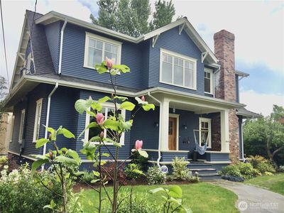 4504 37TH Avenue NE, Seattle, WA, 98105