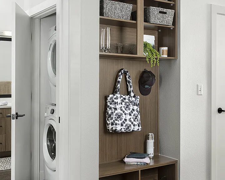 Apartment with In-Home Washer and Dryer.