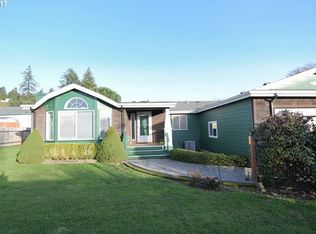 512 Rosichelli Dr, Brookings, OR 97415