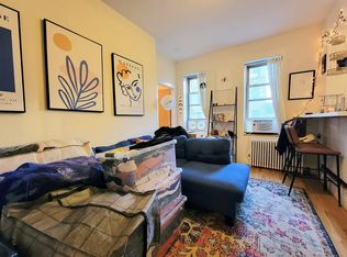408 W 44th St #2B, New York, NY 10036
