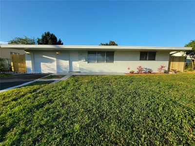 7851 NW 11th St, Pembroke Pines, FL, 33024