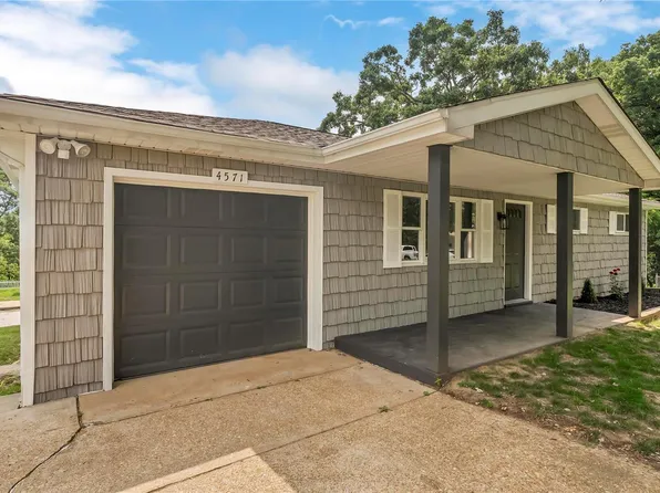 4571 Skyview Dr, Arnold, MO 63010