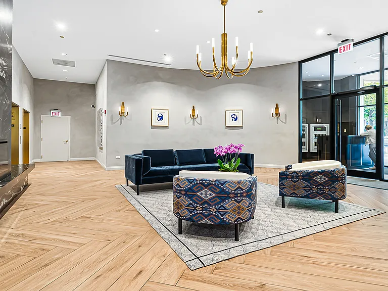 340 W Superior St #1604 — Photo 34