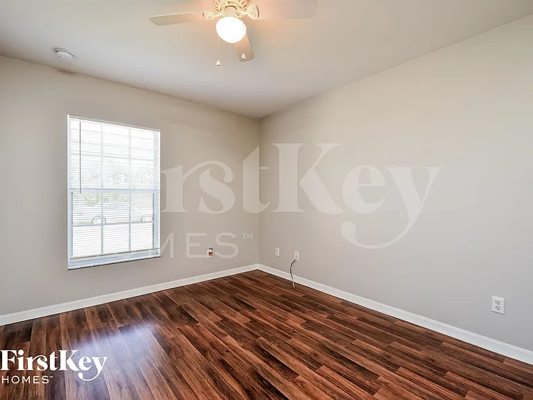 218 Manatee St — Photo 13