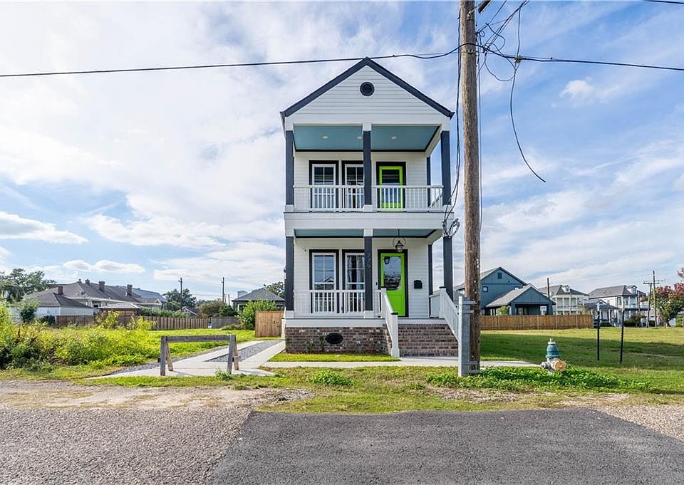 1st image of 227 Pacific Ave #227