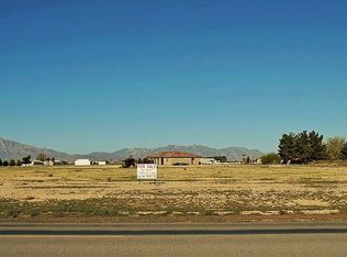 2890 S Rainbow Ave, Pahrump, NV 89048