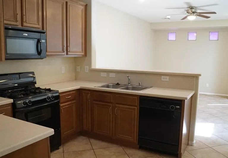 9310 Quiet Mist Ct — Photo 4