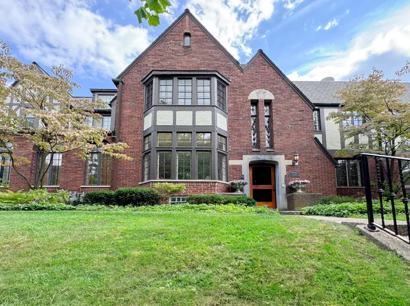 16818 Saint Paul St, Grosse Pointe Park, MI 48230