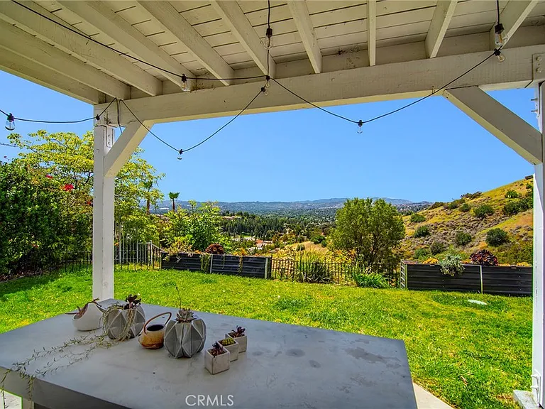 24574 Overland Dr — Photo 31