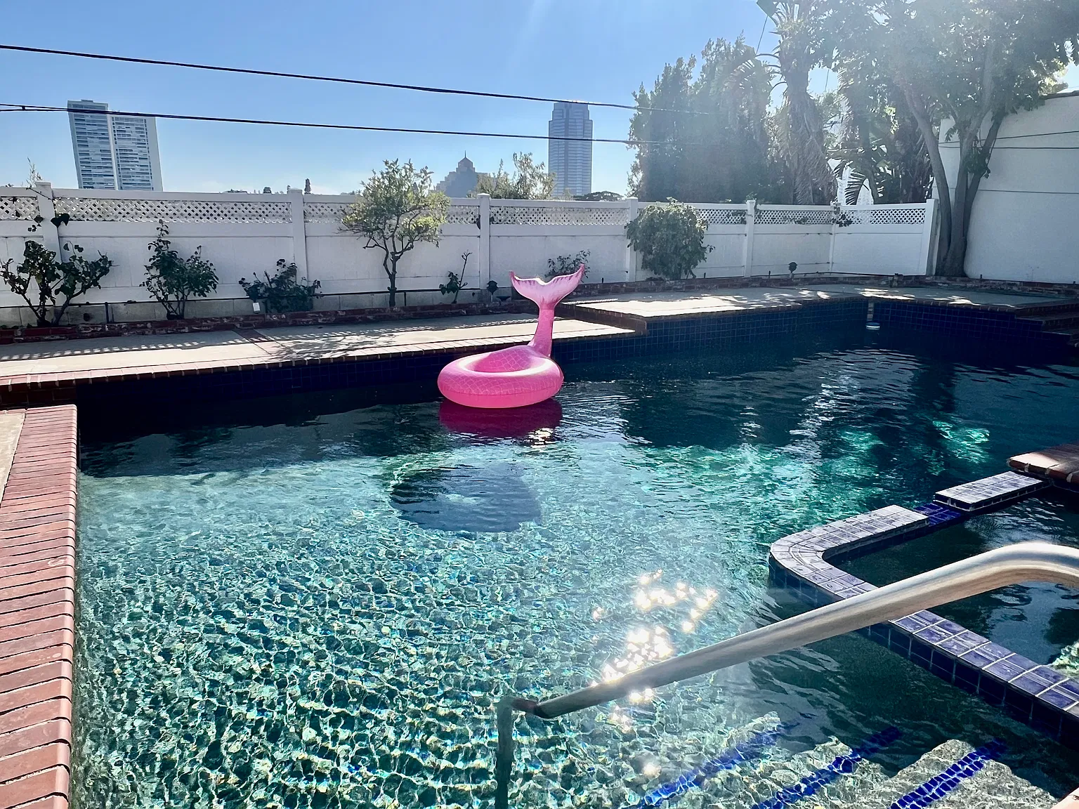 4 bed, 4114 sqft, $18,000 — Photo 3