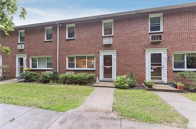 1st image of 88 Charter Cir #88