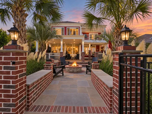 276 Calm Water Way, Summerville, SC 29486