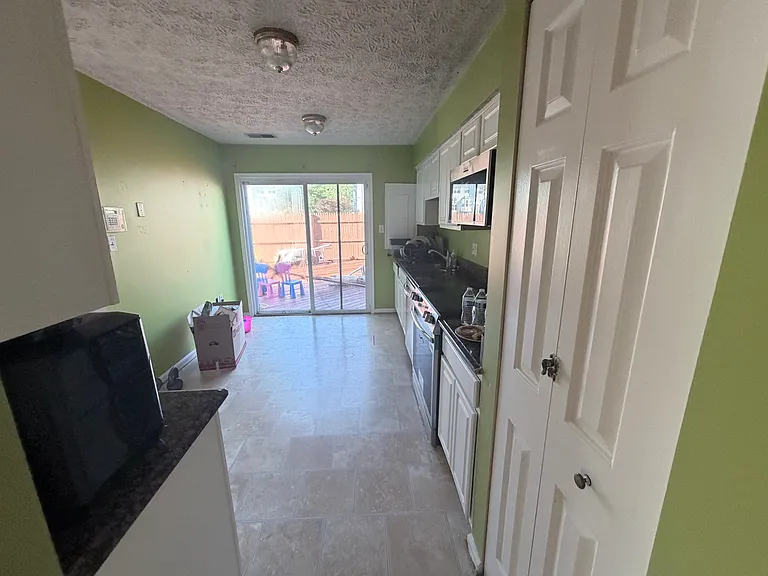6101A Hoskins Hollow Cir — Photo 8