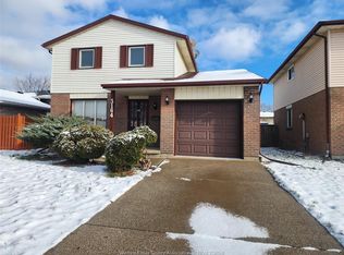 3164 Conservation Dr, Windsor, ON N8W5B9