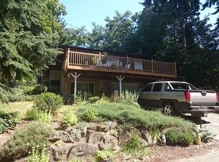 7428 Gatewood Rd SW, Seattle, WA 98136