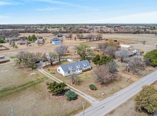 803 N Richland Rd, Tuttle, OK 73089