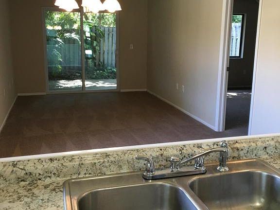 3rd image of 8751 Banyan Way Cpe