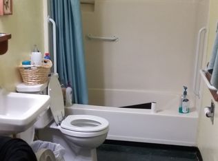 210 S Old Stage Rd, Cave Junction, OR 97523