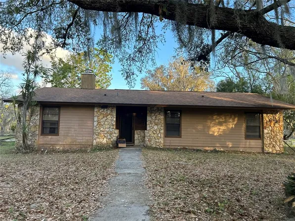 1351 Bi Wood Dr, Geneva, FL 32732