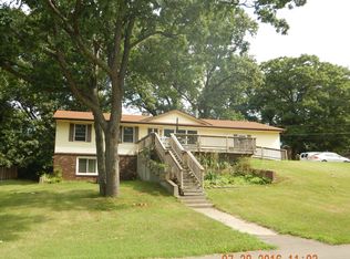 173 Oak Park Dr, Holland, MI 49424