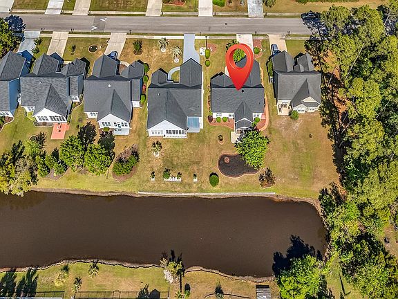 5th image of 545 Sandridge Rd.