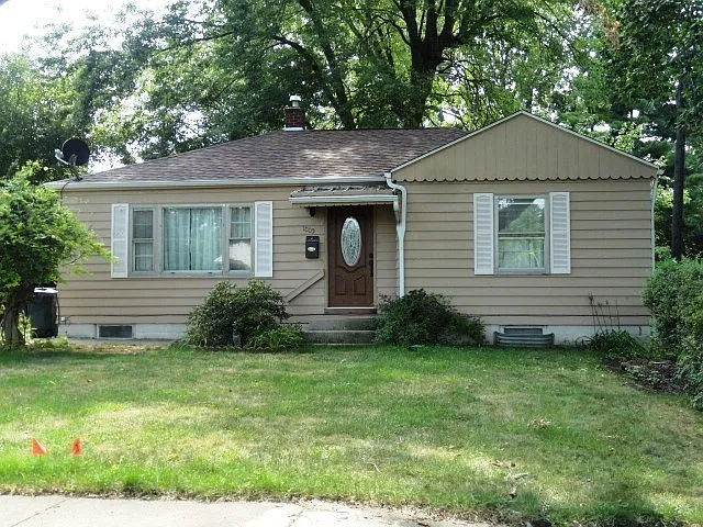 1005 S Pine St photo 1