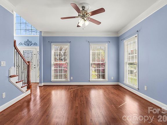 5th image of 10413 Friarsgate Rd