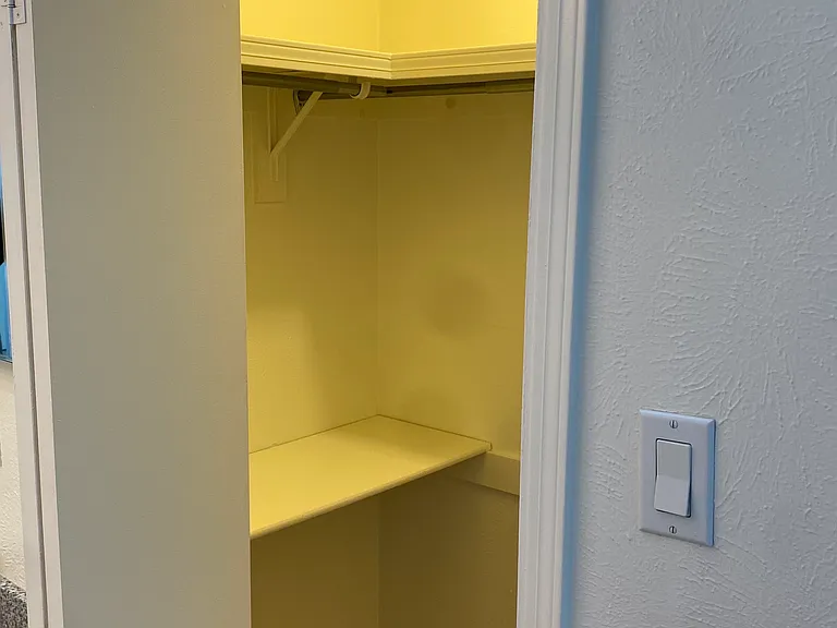 505 Oppenheimer Dr — Photo 27