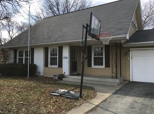 1032 Brantwood Ave, Elk Grove Village, IL 60007