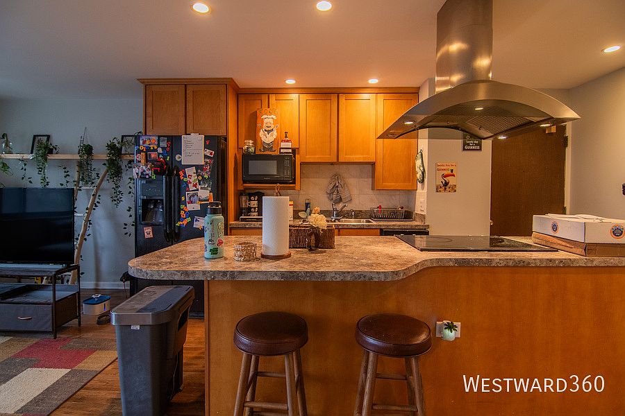 1st image of 607 W Wrightwood Ave APT 402