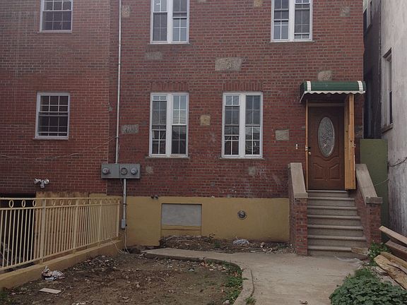 2nd image of 2439 Barnes Ave
