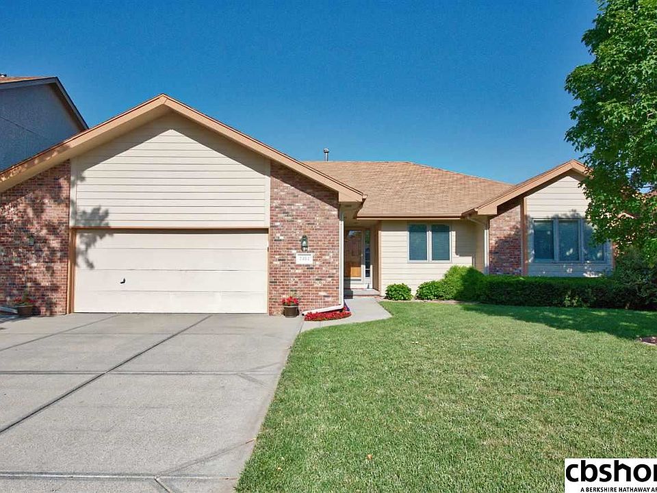 1st image of 2414 N 151st St