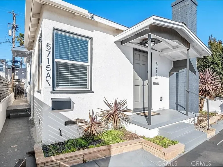5715 Campo Walk — Photo 2