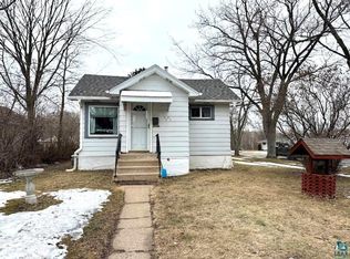 2903 E 4th Ave W, Hibbing, MN 55746
