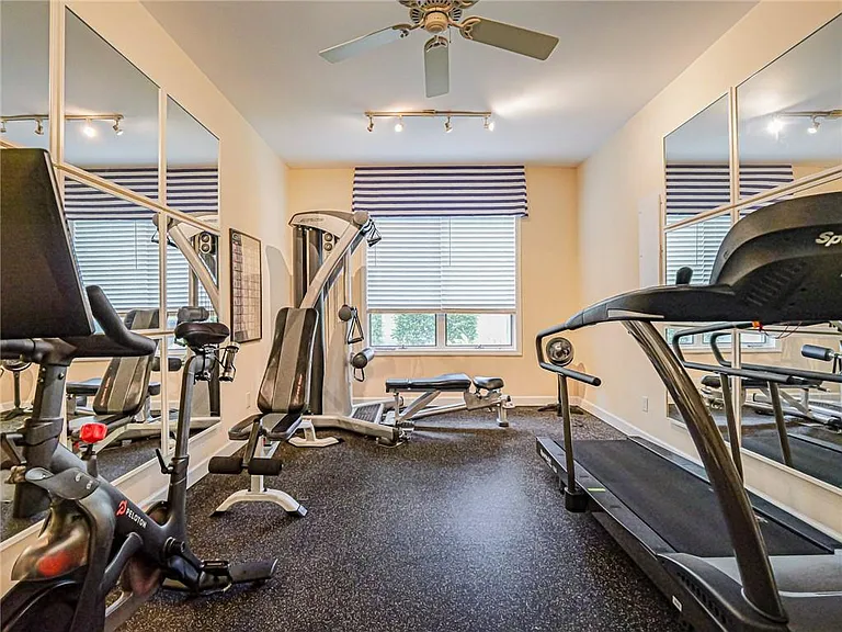 8367 Baytree Dr #8367 — Photo 38
