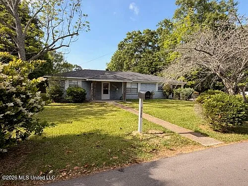 3395 Howze St Photo 1