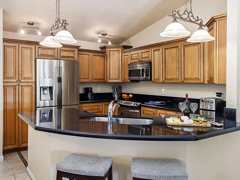 6073 E Beck Ln — Photo 9