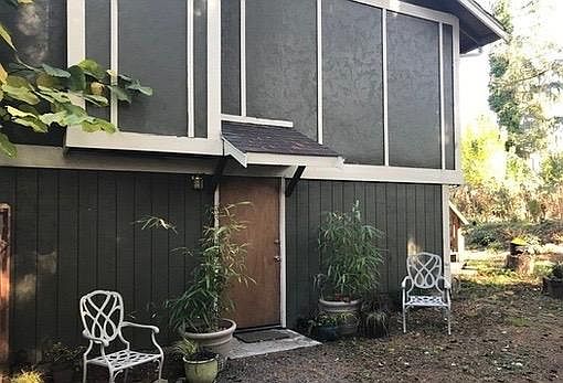 4th image of 12528 37th Ave NE