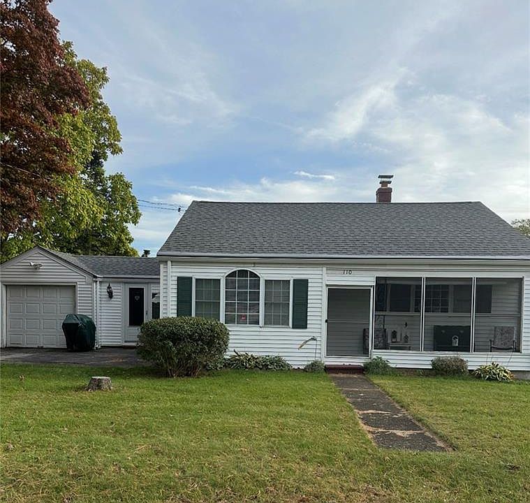 1st image of 110 Hadde Ave
